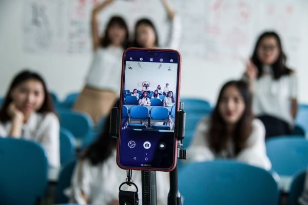 Uso degli smartphone a scuola